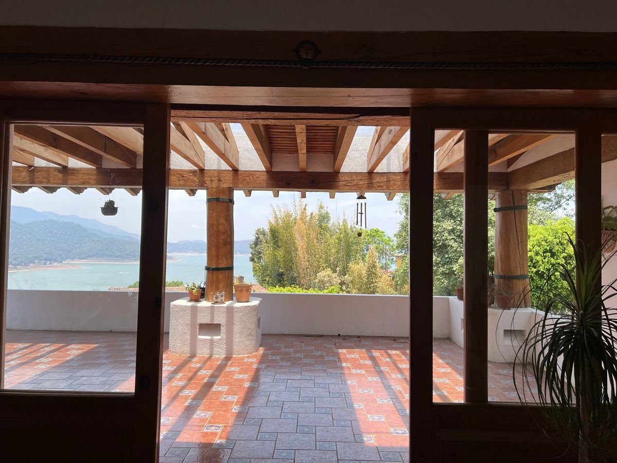 Casa en venta — Santa María Ahuacatlán, Valle de Bravo - Image 9